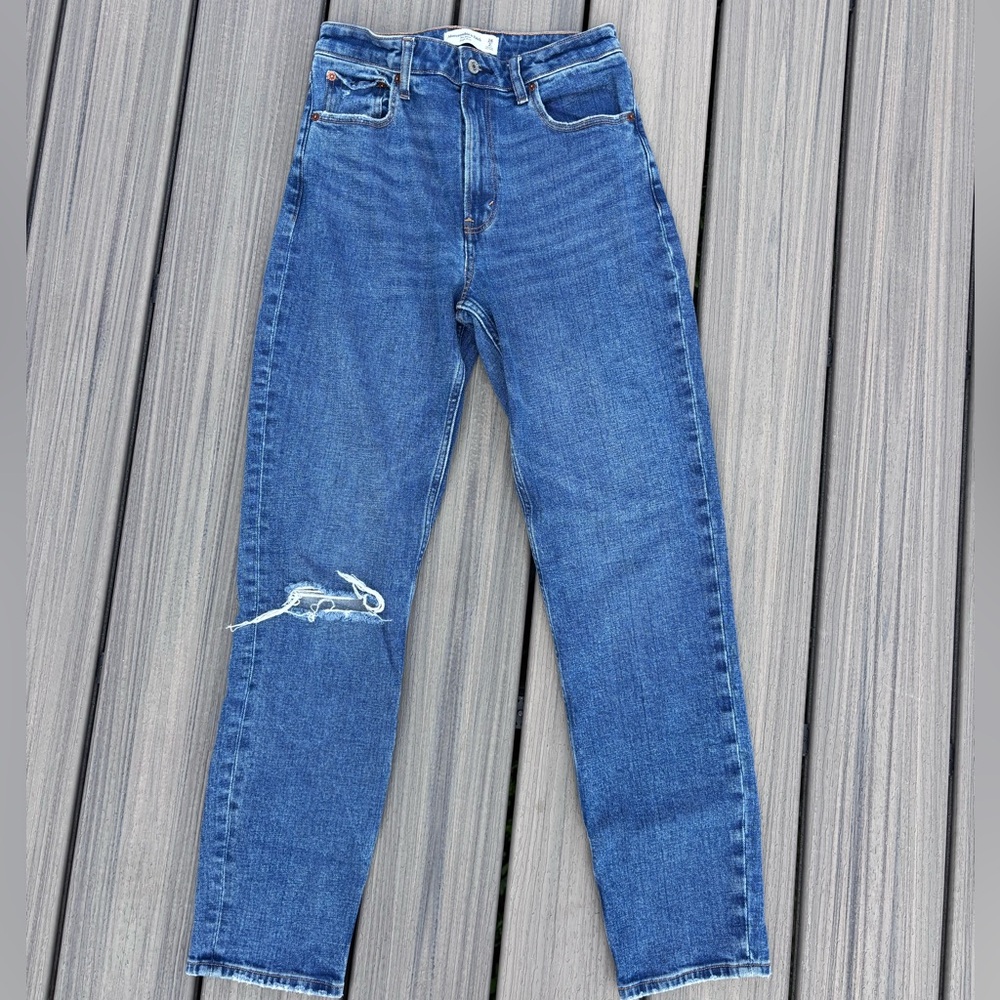 Abercrombie Women’s Curve Love High Rise Mom Jean